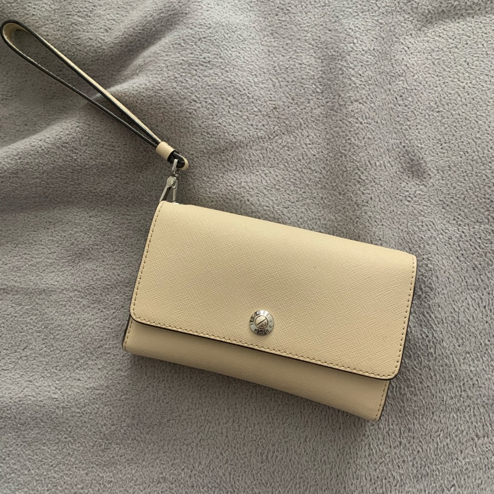Henri Bendel wrislet wallet